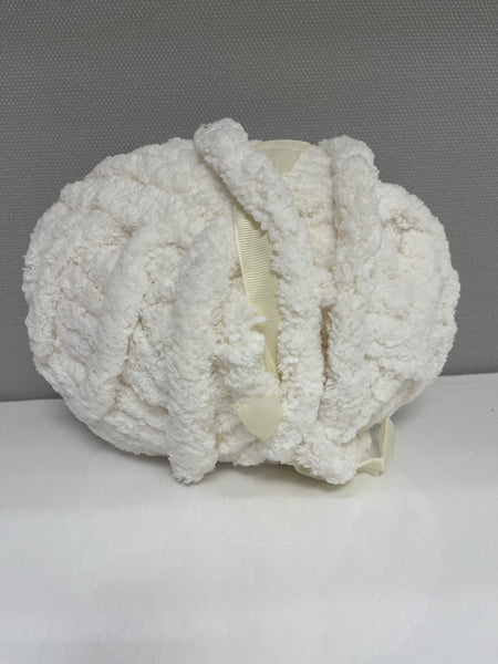 Chunky Yarn White $5.38ea Pack of 2 Read Description